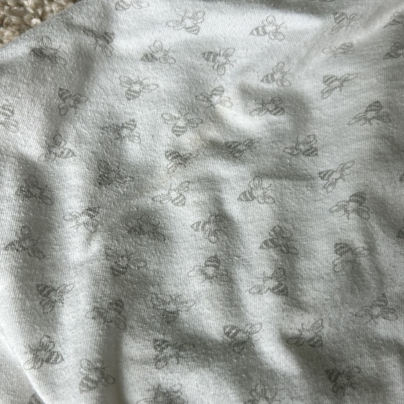 Burts Bees Bundle Bee Keeper Sleep Sack, Organic Crib Sheet & Onsie 6-12 Months - Picture 15 of 16